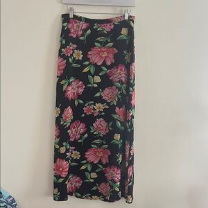 Vintage Due per Due Silk Maxi Dress Floral Dark‎ Romantic Practical Magic 90s